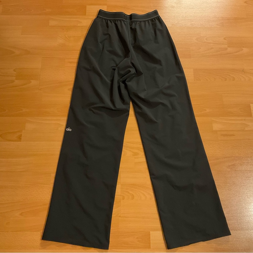 Alo Yoga Suit Up Trouser (Long) Black XS - Picture 9 of 10